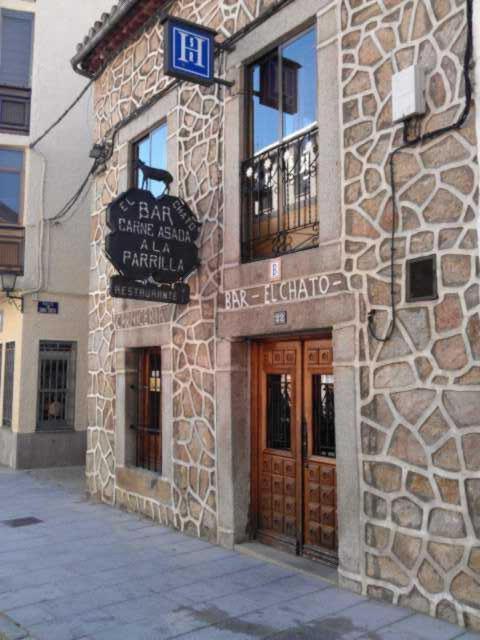 Hostal Restaurante El Chato El Barraco Eksteriør bilde