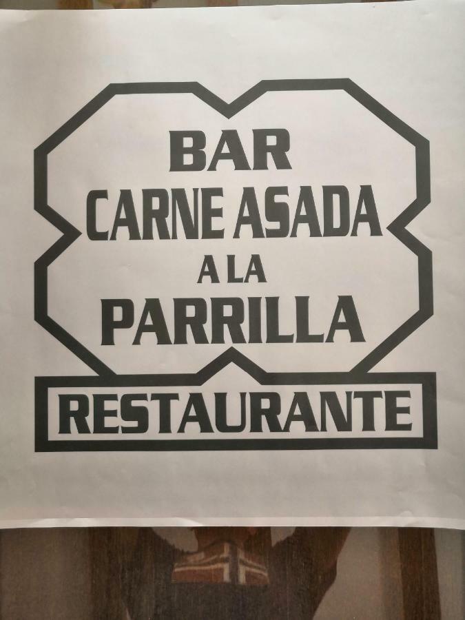 Hostal Restaurante El Chato El Barraco Eksteriør bilde